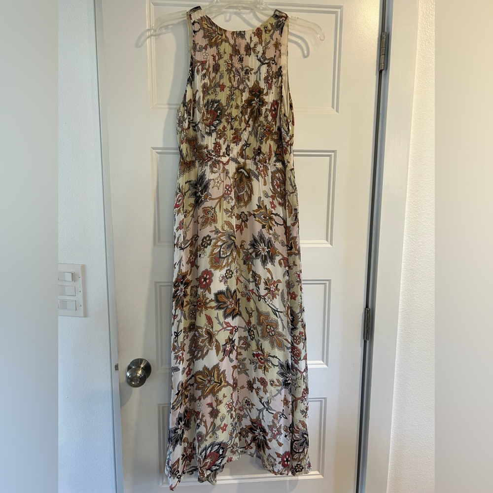 Floral Sleeveless Maxi Dress